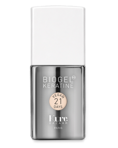 Beige Milk : le vernis semi-permanent biogel Kure Bazaar